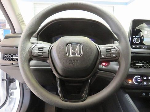 New 2025 Honda Accord SE image 12
