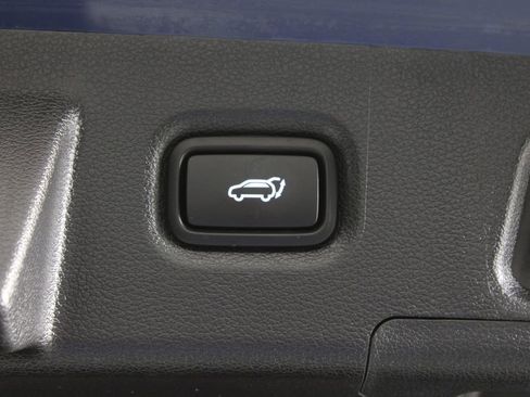 Certified 2023 Hyundai Santa Fe Limited image 18