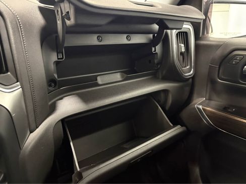 Used 2019 Chevrolet Silverado 1500 LT w/ All-Star Edition AWD/4WD image 28