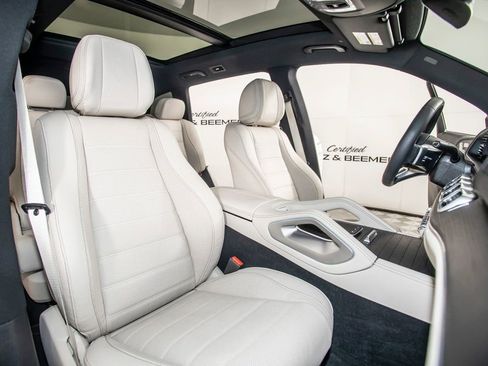 Used 2024 Mercedes-Benz GLS 580 GLS 580 image 17