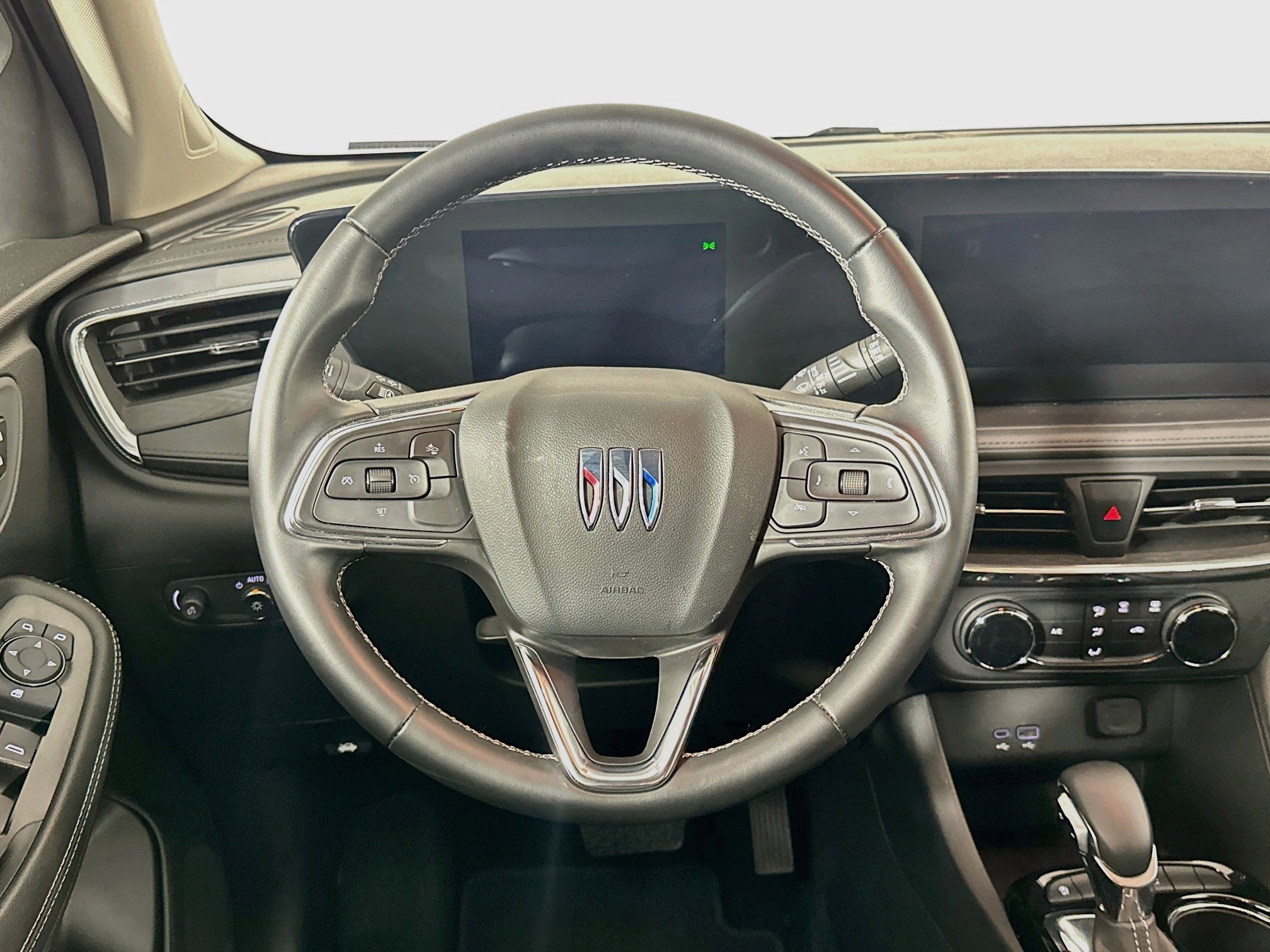Used 2026 Buick Encore GX Preferred FWD image 17