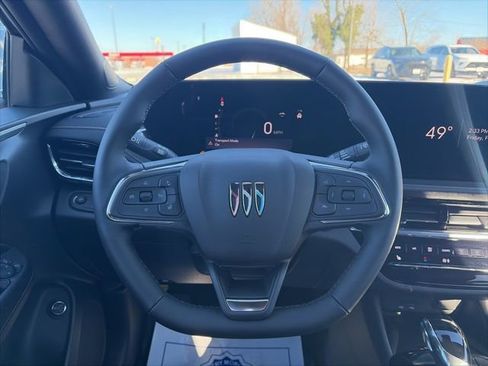 New 2026 Buick Envista Avenir image 15