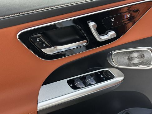 New 2027 Mercedes-Benz GLC 300 image 12