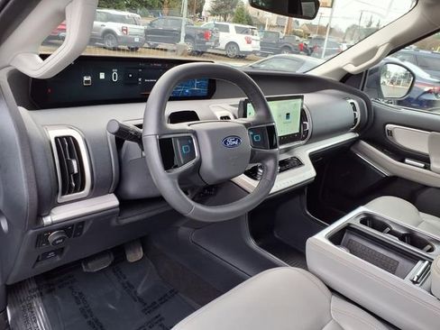 Certified 2025 Ford Expedition Max Active image 16