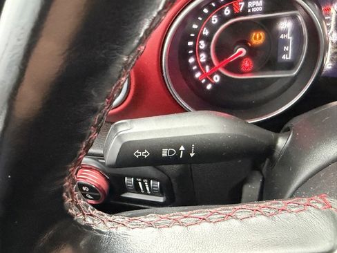 Used 2020 Jeep Gladiator Rubicon w/ Advanced Safety Group image 27