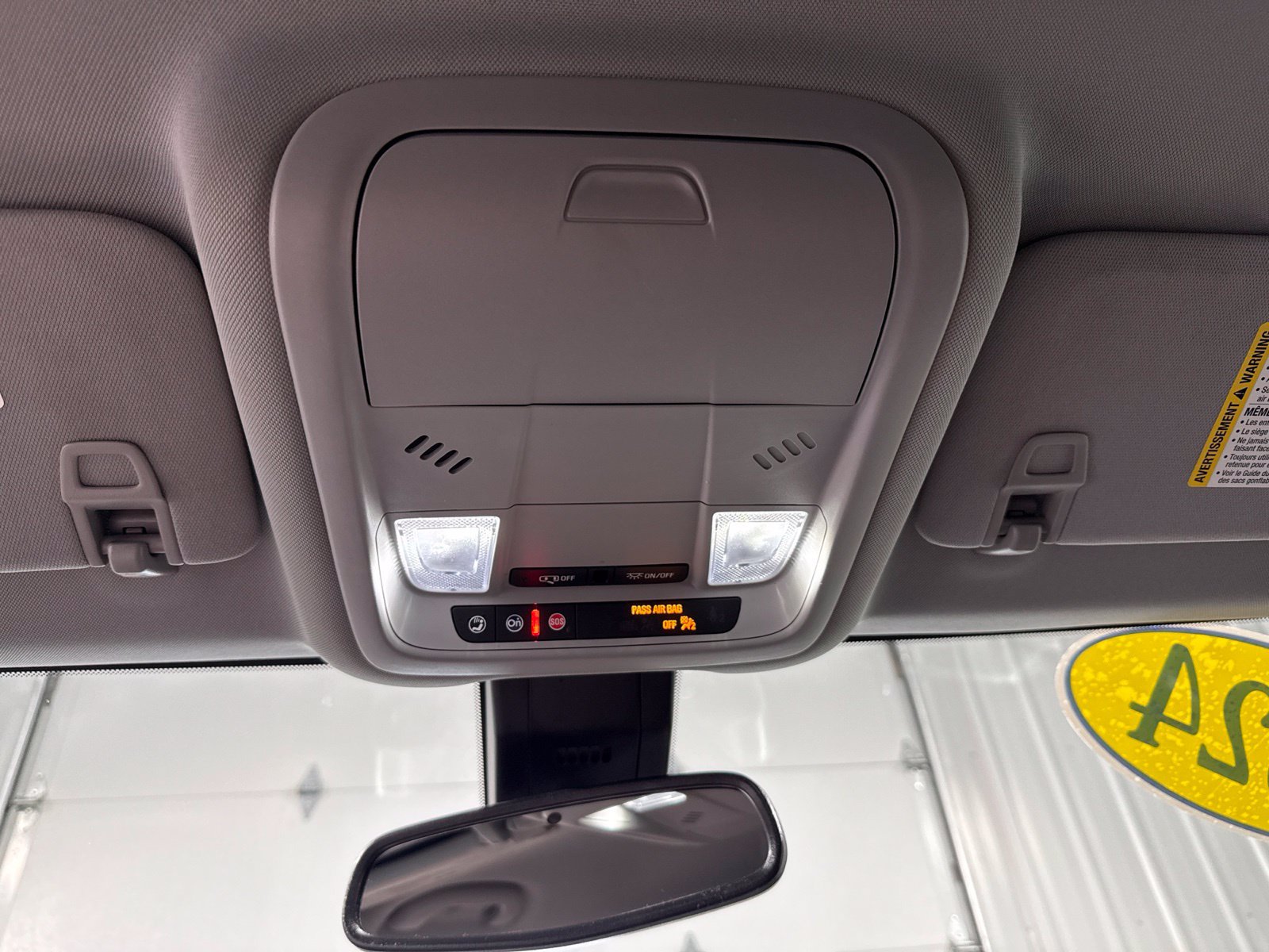 Used 2024 GMC Terrain SLE FWD image 27