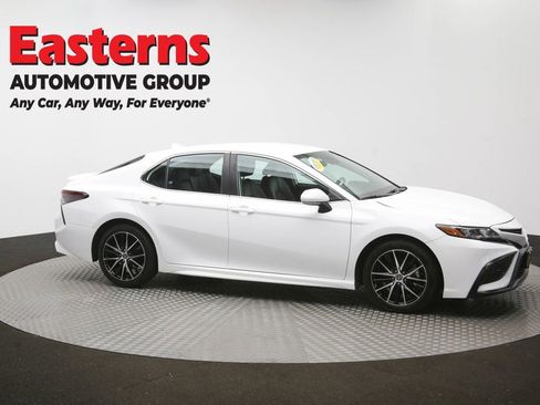 Used 2024 Toyota Camry SE FWD image 41