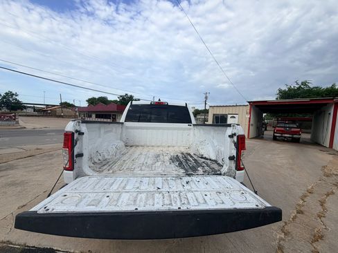 Used 2019 RAM 1500 Big Horn RWD image 13