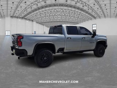 Certified 2025 Chevrolet Silverado 2500 ZR2 w/ Technology Package image 7