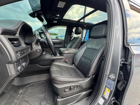 Used 2021 Chevrolet Tahoe RST w/ Luxury Package AWD/4WD image 20