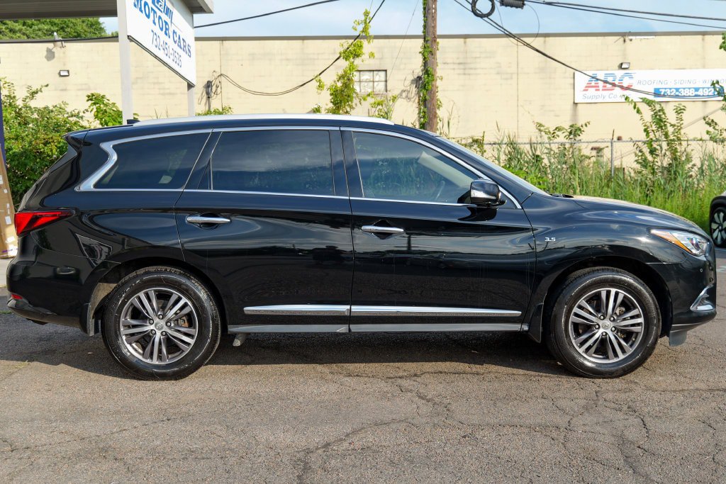 Used 2017 INFINITI QX60 Luxe w/ Premium Plus Package AWD/4WD image 8