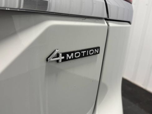 Used 2024 Volkswagen Atlas SE image 8