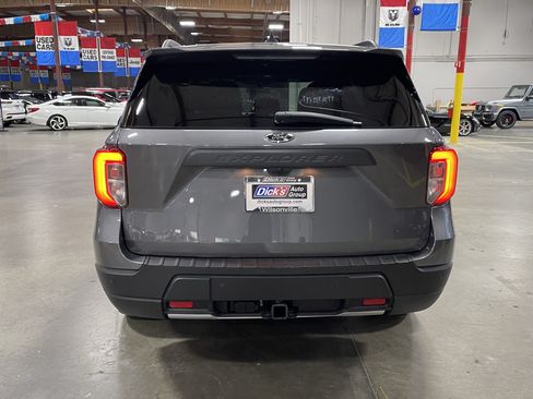 Used 2022 Ford Explorer Timberline AWD/4WD image 4