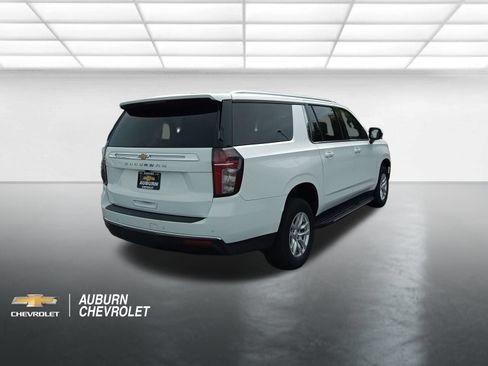 Certified 2022 Chevrolet Suburban LS AWD/4WD image 3