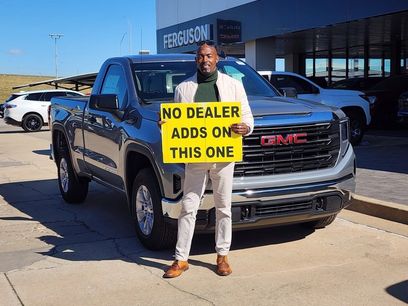 New 2026 GMC Sierra 1500 Pro w/ Pro Value Package