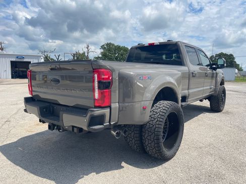 Used 2026 Ford F450 Lariat AWD/4WD image 4