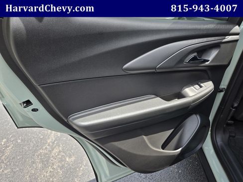 Used 2026 Chevrolet TrailBlazer LT w/ Convenience Package FWD image 36