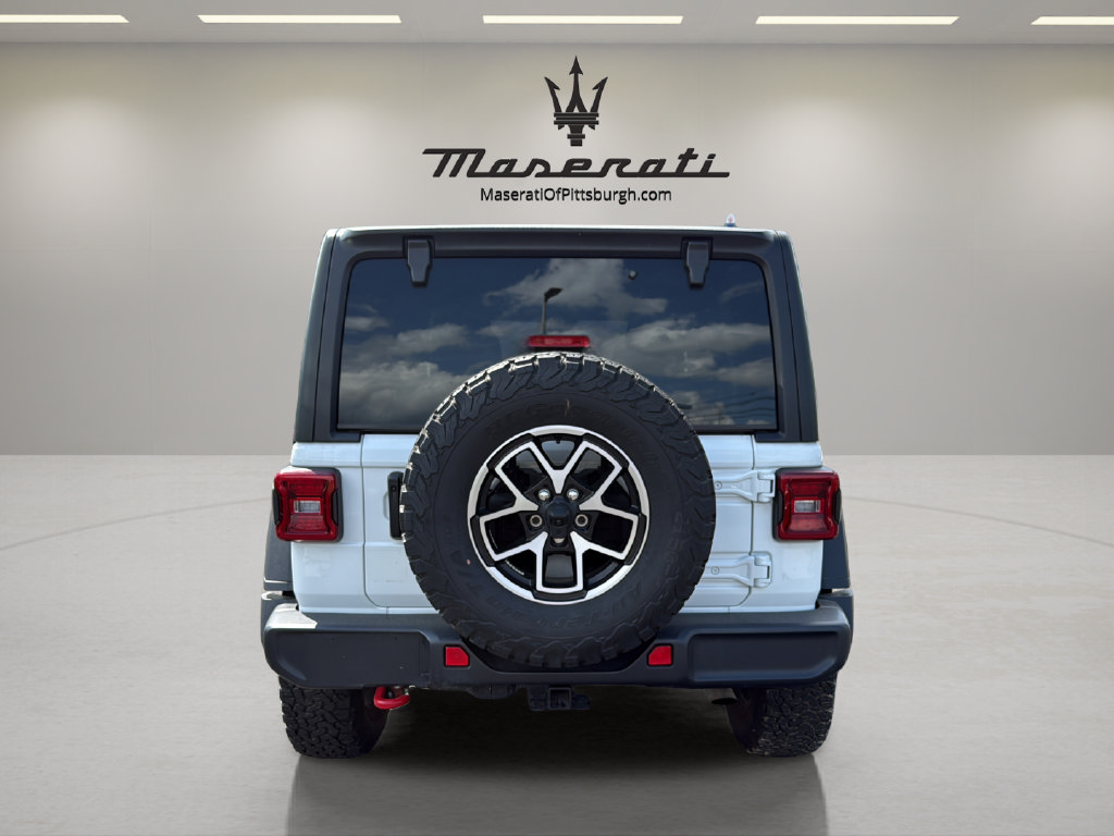 Used 2025 Jeep Wrangler Unlimited Rubicon AWD/4WD image 6