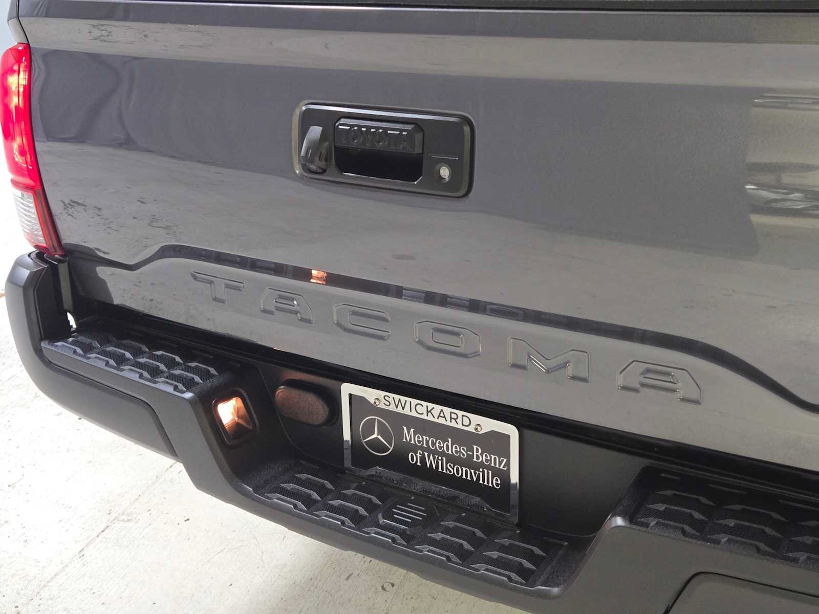 Used 2022 Toyota Tacoma SR RWD image 14