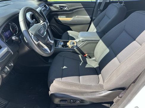 Used 2021 GMC Acadia SLE w/ Driver Convenience Package FWD image 19