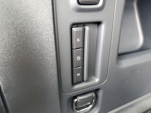 New 2026 Lincoln Navigator L Reserve AWD/4WD image 34