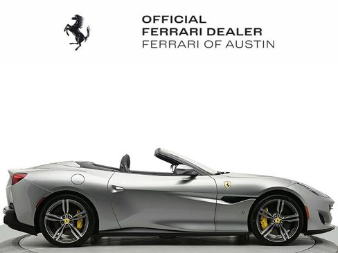 Used 2019 Ferrari Portofino RWD image 6