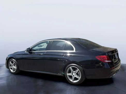 Used 2017 Mercedes-Benz E 300 4MATIC w/ Premium 1 Package image 3