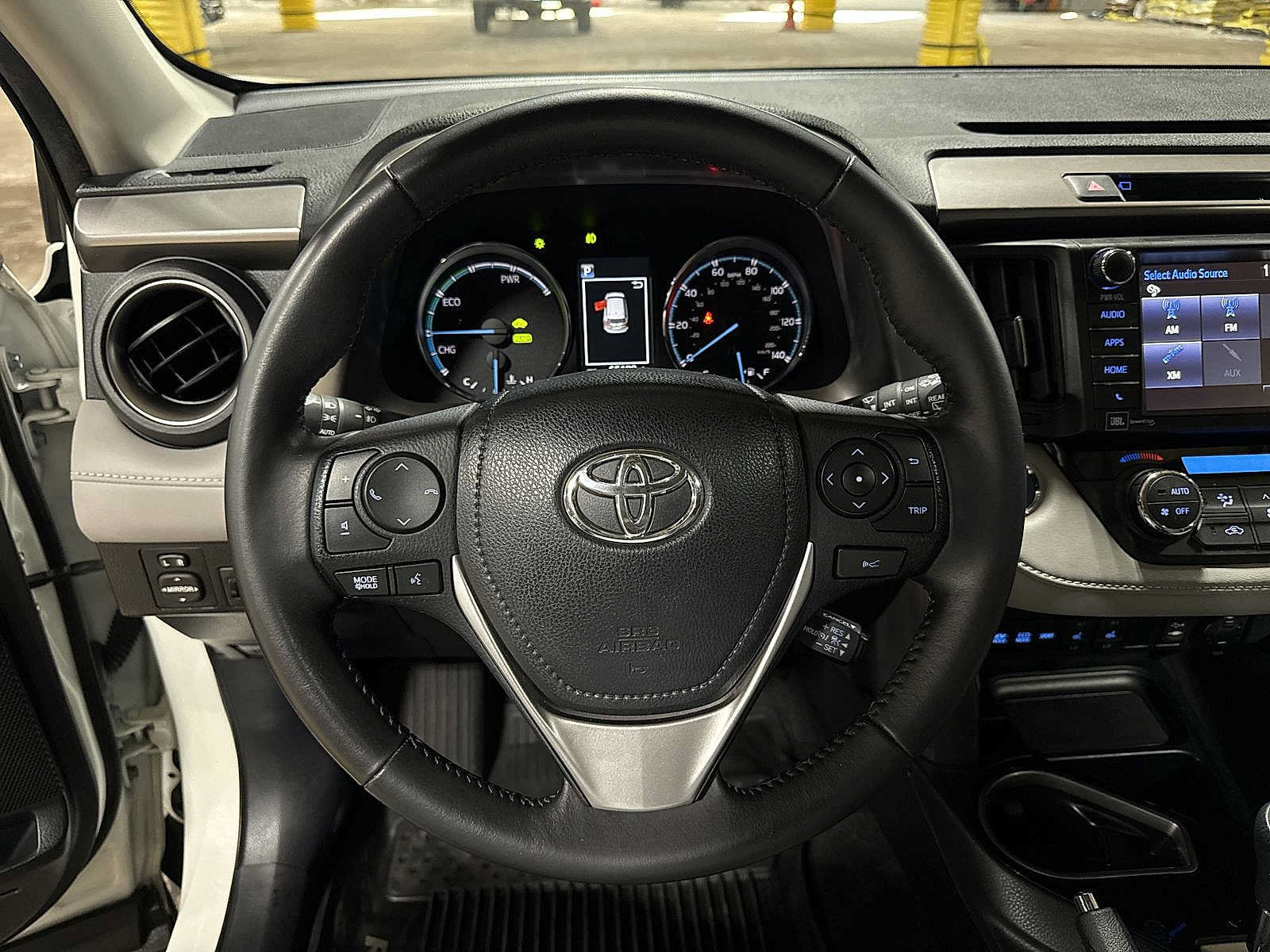 Used 2016 Toyota RAV4 Limited w/ Advanced Technology Package AWD/4WD image 18