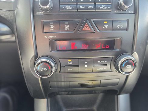 Used 2011 Kia Sorento EX AWD/4WD image 17