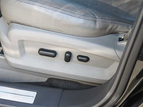 Used 2012 Ford Edge Limited image 27