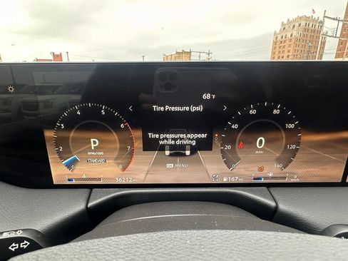 Certified 2025 Nissan Armada Platinum AWD/4WD image 26