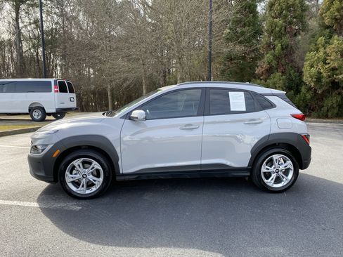 Used 2023 Hyundai Kona SEL w/ Convenience Package image 6