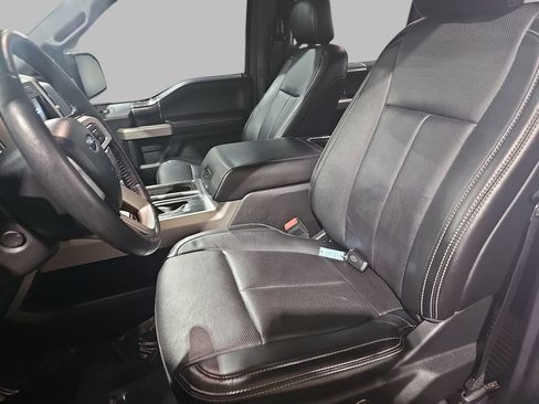 Used 2018 Ford F150 Lariat w/ Equipment Group 502A Luxury AWD/4WD image 18