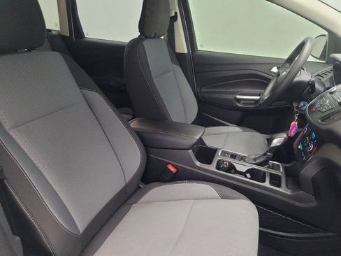 Used 2018 Ford Escape SE image 21