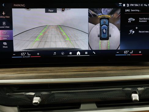 Used 2024 BMW X5 xDrive40i w/ Premium Package image 7