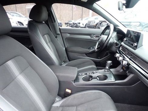 Used 2022 Honda Civic Sport image 10