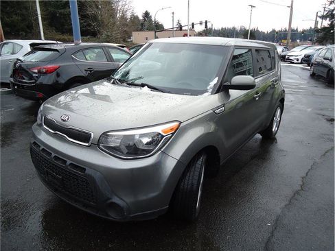 Used 2016 Kia Soul image 2