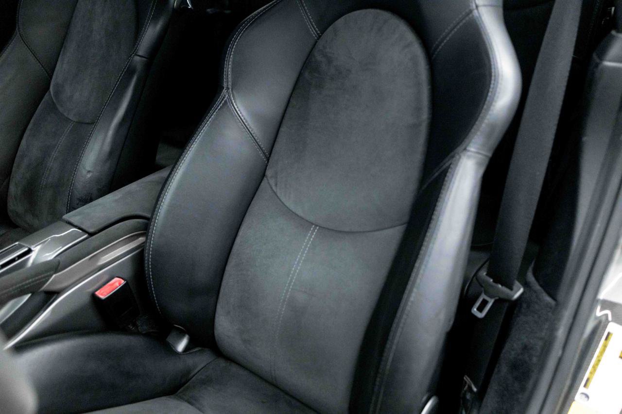 Used 2011 Porsche 911 Carrera GTS RWD image 39