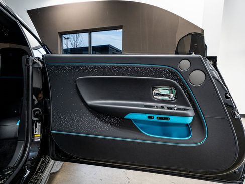 Used 2024 Rolls-Royce Spectre w/ Spectre Launch Package image 46