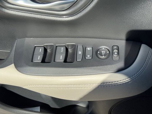 New 2026 Honda HR-V LX image 16