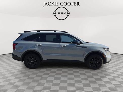 Used 2023 Kia Sorento S w/ Panoramic Sunroof Package AWD/4WD image 4