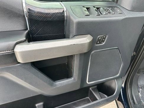 Used 2022 Ford F450 Platinum w/ FX4 Off-Road Package image 21