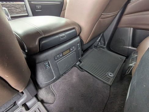 Used 2021 Nissan Armada Platinum w/ Captain's Chairs Package image 28