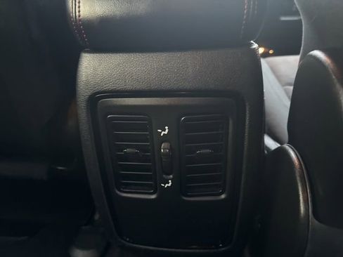 Used 2023 Dodge Durango GT image 17