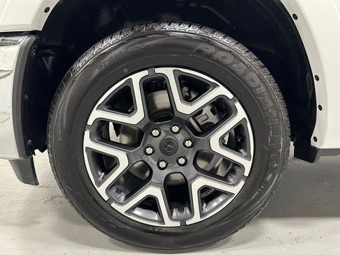 Used 2025 RAM 1500 Laramie image 62