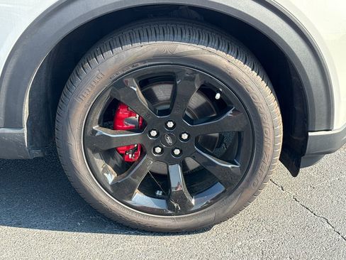 New 2024 Ford Explorer ST w/ Equipment Group 401A AWD/4WD image 12