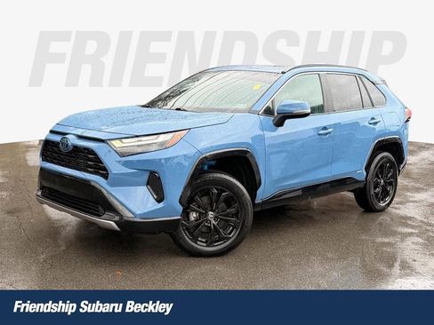 Used 2024 Toyota RAV4 SE w/ Convenience Package image 1