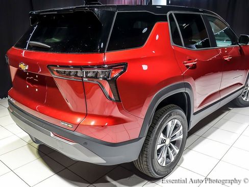 New 2026 Chevrolet Equinox LT w/ Safety and Technology Package image 7