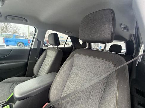 Used 2023 Chevrolet Equinox LT image 18