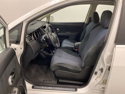 Used 2012 Nissan Versa SL image 9